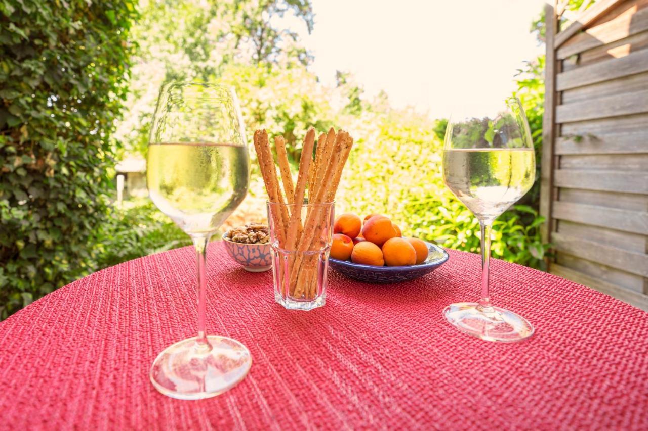 Im Garten - Haus Anna